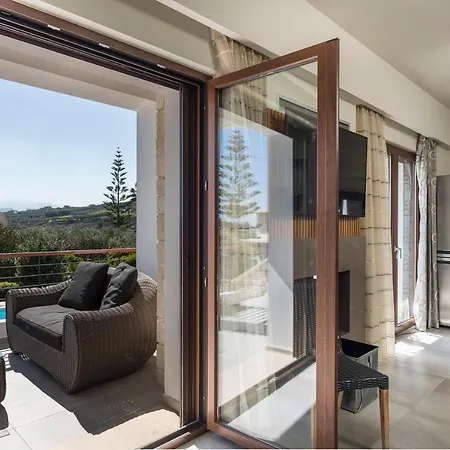 Nina Chania Villa Kolymbari